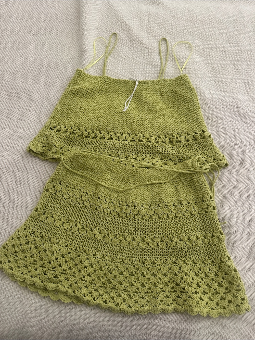 Crochet Pull & Bear Two-Piece Swim coverup Tank and Skirt Set in Light Green - Picture 2 of 6